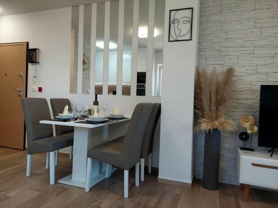 Valux Apartman Pula Exterior foto