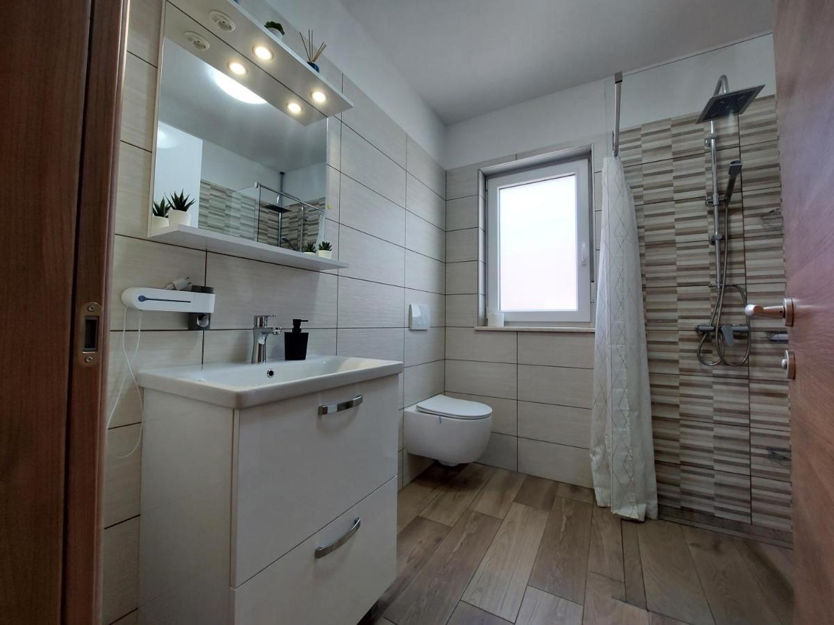 Valux Apartman Pula Exterior foto
